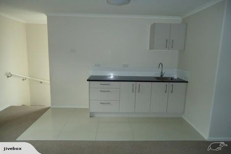 Photo of property in 13 De Havilland Road, Hobsonville, Auckland, 0616