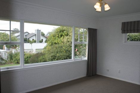 Photo of property in 9 Longmuir Street, Ilam, Christchurch, 8041