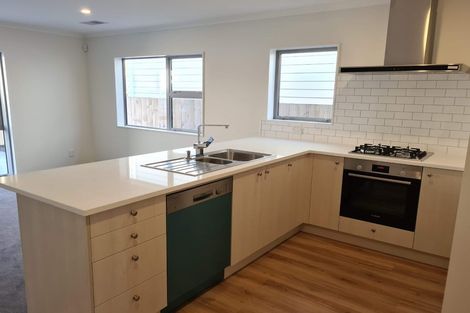 Photo of property in 131 Amesbury Drive, Churton Park, Wellington, 6037