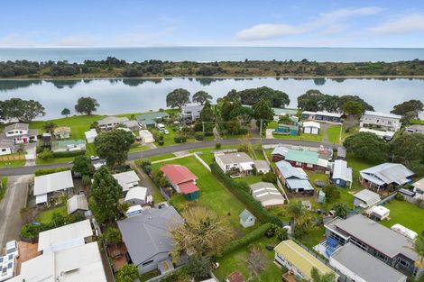 Photo of property in 9a Roretana Drive, Athenree, Waihi Beach, 3177