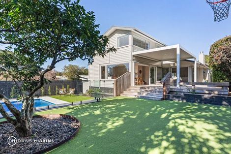 Photo of property in 11 Stanaway Street, Hillcrest, Auckland, 0627