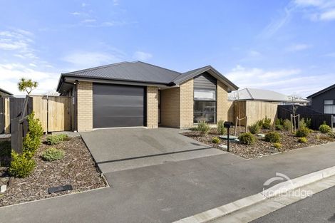 Photo of property in 23 Poipoi Place, Aranui, Christchurch, 8061