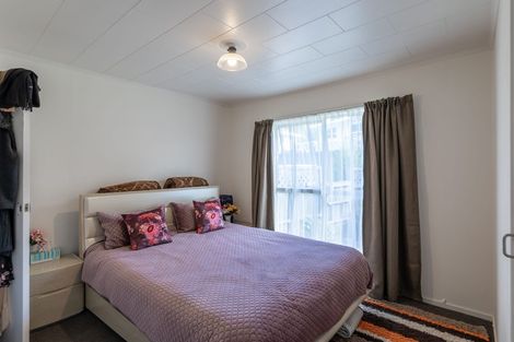 Photo of property in 2/14 Claridge Street, Glen Eden, Auckland, 0602