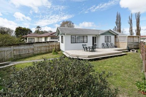 Photo of property in 43 Luanda Drive, Ranui, Auckland, 0612
