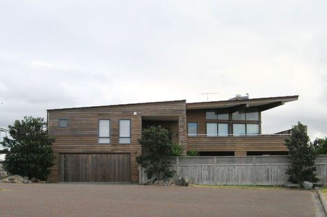 Photo of property in 35 Lagoon Way, Omaha, 0986