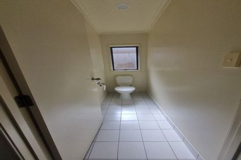 Photo of property in 46 View Ridge Drive, Ranui, Auckland, 0612