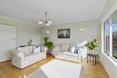 Photo of property in 3 Sea View Terrace, Cockle Bay, Auckland, 2014