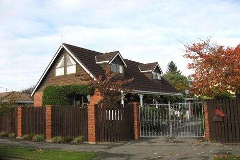 Photo of property in 9 Sawtell Place, Northcote, Christchurch, 8052