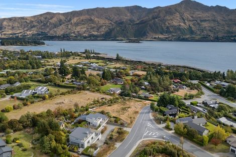 Photo of property in 8b Minaret Ridge, Wanaka, 9305