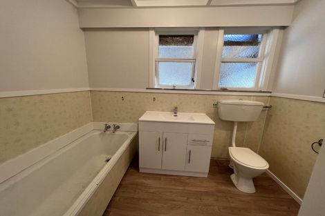 Photo of property in 39 Upham Terrace, Roslyn, Palmerston North, 4414