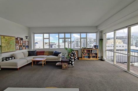 Photo of property in De Vere Apartments, 7/23 Tennyson Street, Te Aro, Wellington, 6011
