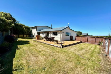 Photo of property in 30 Tarata Street, Kaka Point, Balclutha, 9271