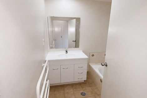 Photo of property in 40 Chapel Road, Flat Bush, Auckland, 2019