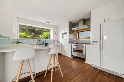 Photo of property in 11 Toledo Place, Mount Pleasant, Christchurch, 8081