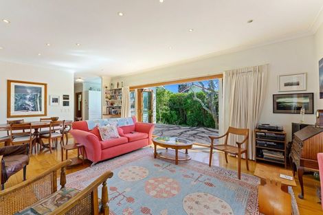 Photo of property in 9 Bell Street, Otaki, 5512