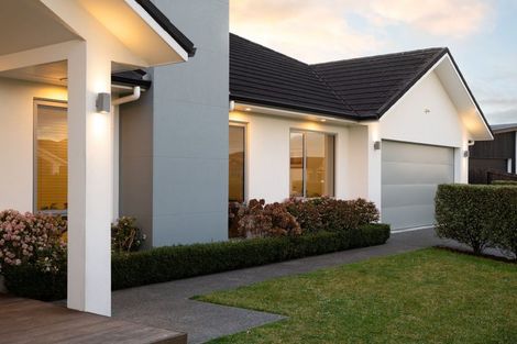 Photo of property in 25 Batten Drive, Flagstaff, Hamilton, 3210
