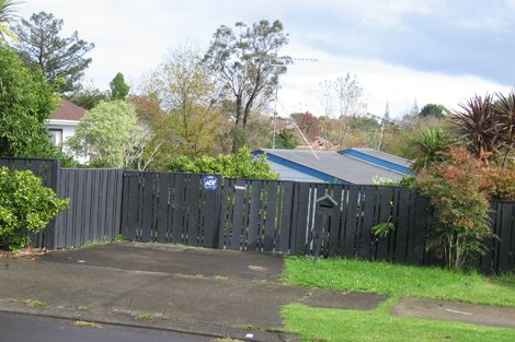 Photo of property in 68 Robbies Road, Shelly Park, Auckland, 2014