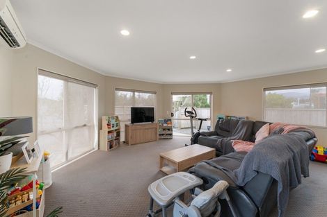 Photo of property in 273a Mill Road, Otaki, 5512