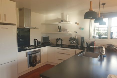 Photo of property in 225 Knowles Street, St Albans, Christchurch, 8052