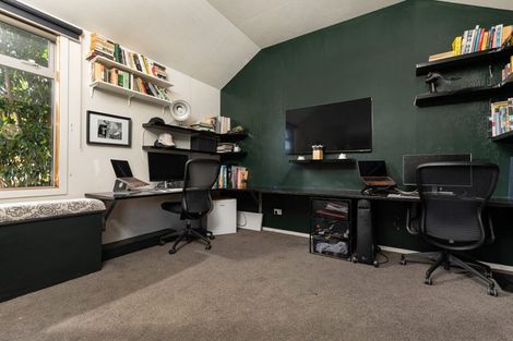 Photo of property in 5 Loach Road, Hawea Flat, Wanaka, 9382