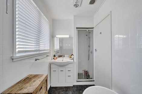 Photo of property in 200 Opawa Road, Hillsborough, Christchurch, 8022