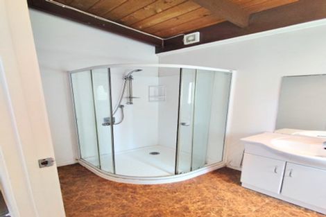 Photo of property in 56 Archibald Road, Kelston, Auckland, 0602