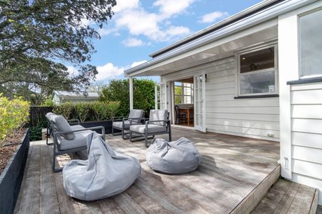 Photo of property in 236 Birkdale Road, Birkdale, Auckland, 0626