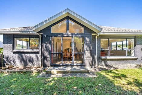 Photo of property in 2/167 Westchester Drive, Churton Park, Wellington, 6037