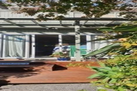 Photo of property in 28 Compton Street, Hillcrest, Auckland, 0627