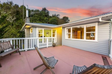 Photo of property in 69 Thomas Street, Stokes Valley, Lower Hutt, 5019
