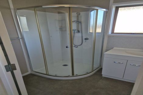 Photo of property in 1/45 Queen Street, Pukekohe, 2120