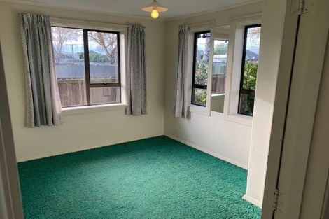 Photo of property in 17 Aorangi Road, Bryndwr, Christchurch, 8053