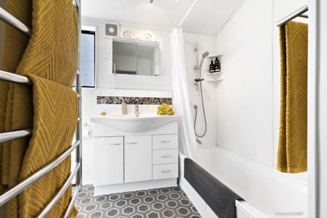 Photo of property in 117 Wexford Road, Miramar, Wellington, 6022