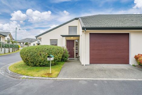Photo of property in 35 Lakeridge Close, Rangatira Park, Taupo, 3330