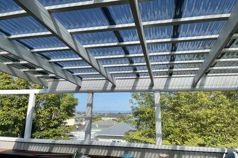 Photo of property in 105 Campbell Road, One Tree Hill, Auckland, 1061