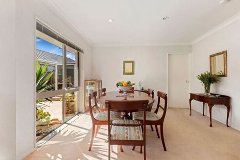 Photo of property in 40 Kenneth Small Place, Remuera, Auckland, 1050