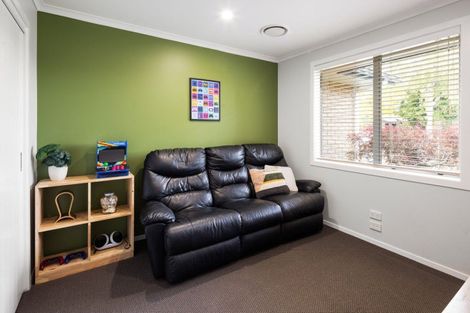 Photo of property in 59 Wiltshire Drive, Huntington, Hamilton, 3210