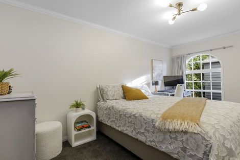 Photo of property in 62 Chatsworth Road, Silverstream, Upper Hutt, 5019