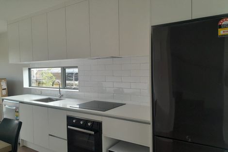 Photo of property in 30 Earlsworth Road, Mangere East, Auckland, 2024