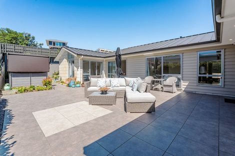 Photo of property in 118 Rosetta Road, Raumati South, Paraparaumu, 5032