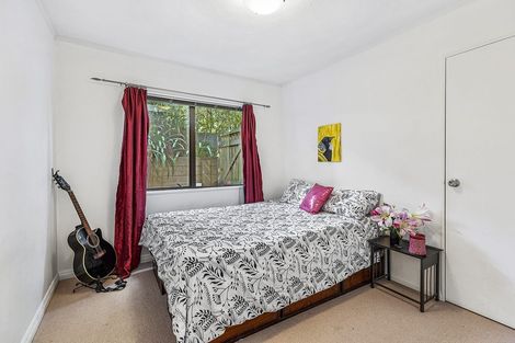 Photo of property in 30 Whanake Street, Titahi Bay, Porirua, 5022