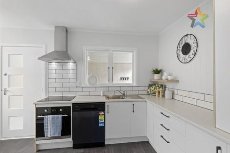 Photo of property in 1/50 Dyer Street, Epuni, Lower Hutt, 5011