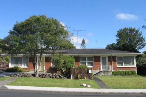 Photo of property in 1/44 Diana Drive, Glenfield, Auckland, 0627