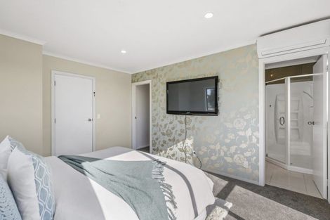 Photo of property in 19 Milford Street, Aotea, Porirua, 5024