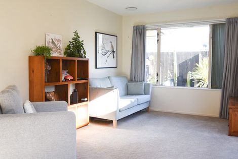 Photo of property in 2/77 Fairfield Avenue, Addington, Christchurch, 8024