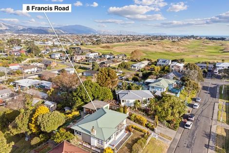 Photo of property in 8 Francis Road, Paraparaumu Beach, Paraparaumu, 5032