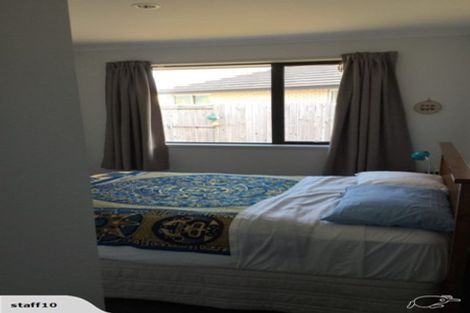 Photo of property in 12 O'farrell Drive, One Tree Point, 0118