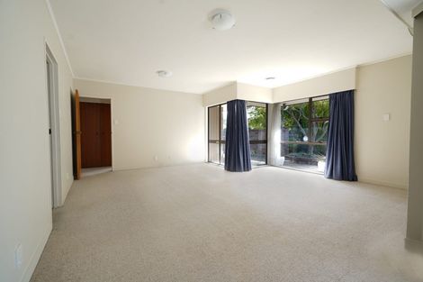 Photo of property in 18a Montgomery Terrace, Hokowhitu, Palmerston North, 4410
