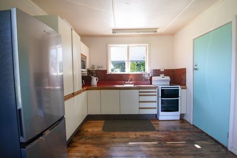 Photo of property in 28 Bright Crescent, Maraenui, Napier, 4110