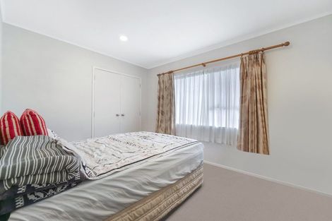 Photo of property in 2/163 Hobsonville Road, West Harbour, Auckland, 0618